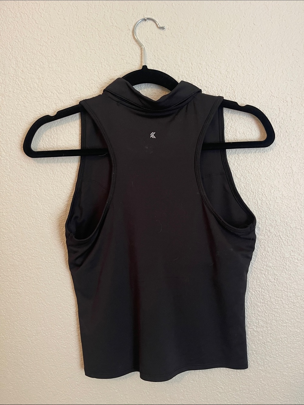 Kyodan Black Sleeveless Polo Tank with V-Neck Collar - Picture 3 of 3